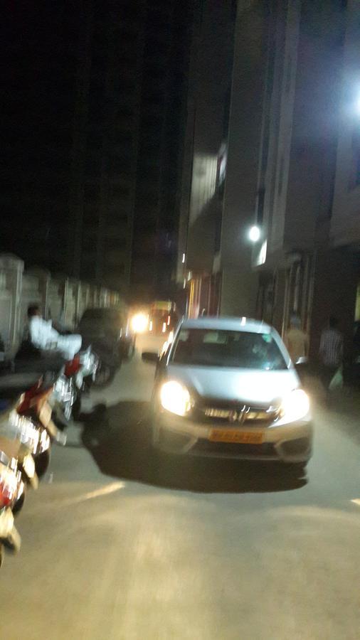 Galaxy Apartment Mumbai Exterior foto